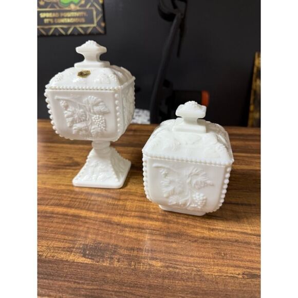 2 Vintage Westmoreland Lidded 1 Pedestal 1 Not Candy Dish White Grape - Picture 1 of 7